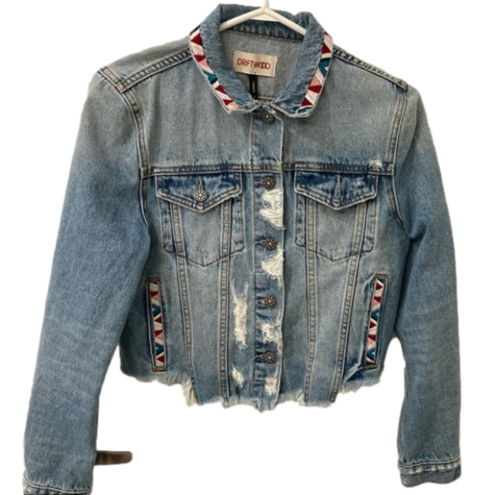 driftwood EMBROIDERED TRUCKER JEAN JACKET - SIZE SMALL